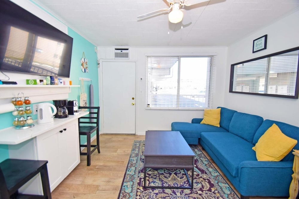 Mirabella 1d 1 Bedroom Condo