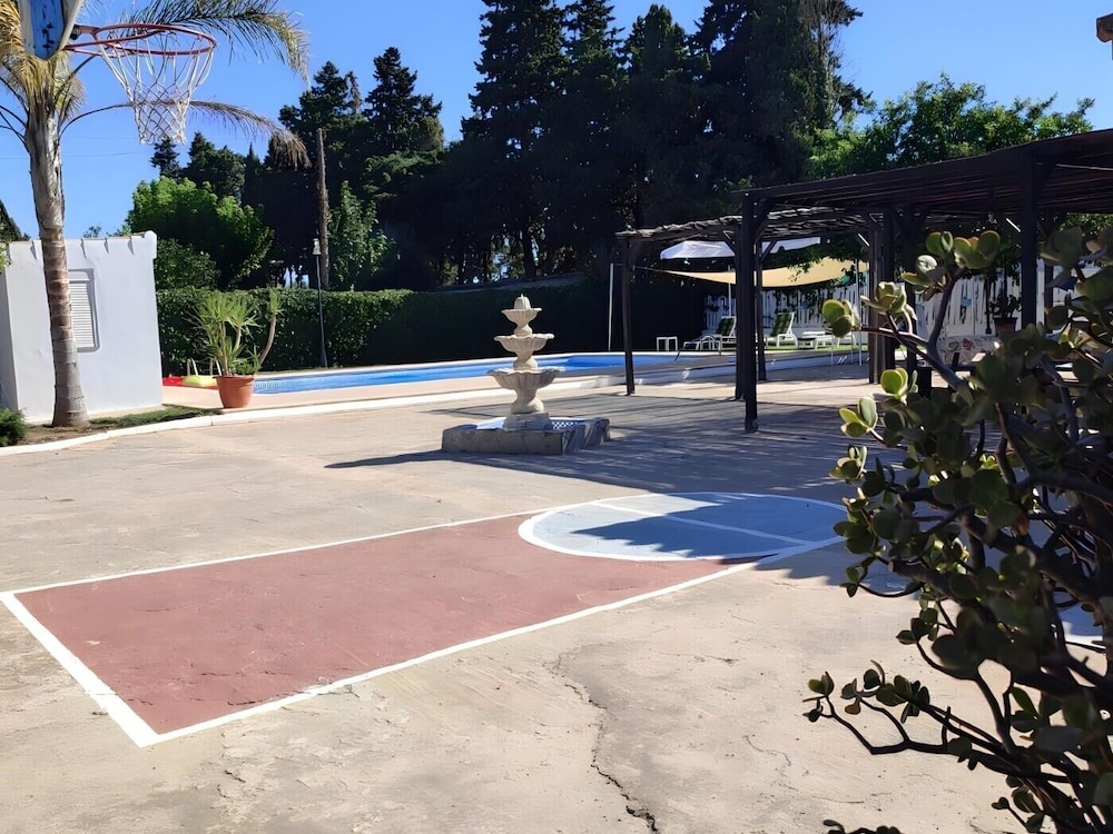 Chalet con Piscina Privada y Barbacoa