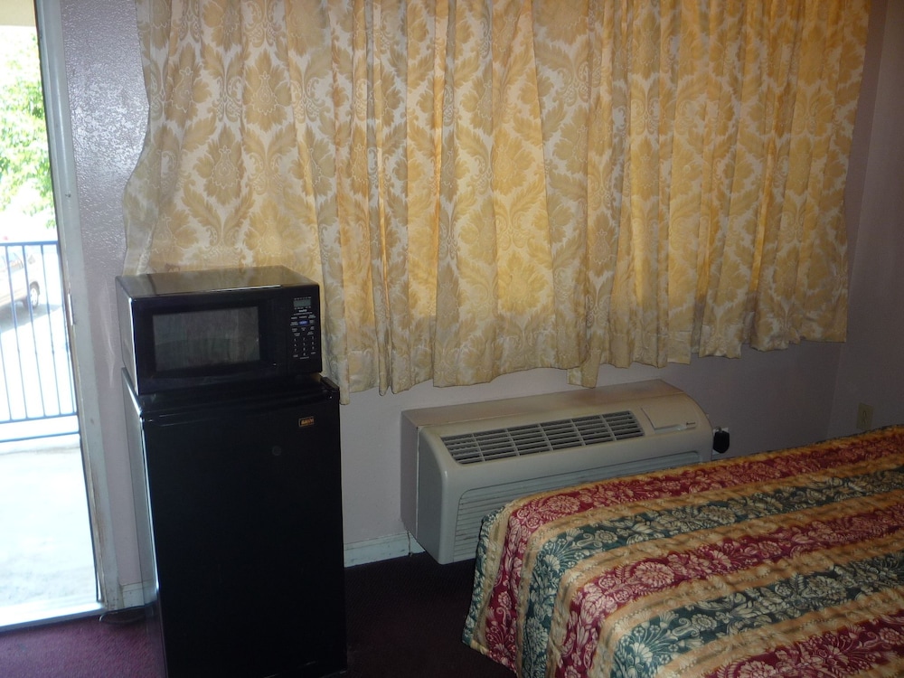 Yuba City Vacations - Nice Inn Yuba City - Property Image 5