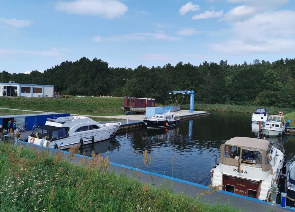 Reihenhaus mit Wlan in Buchholz am Muritzsee