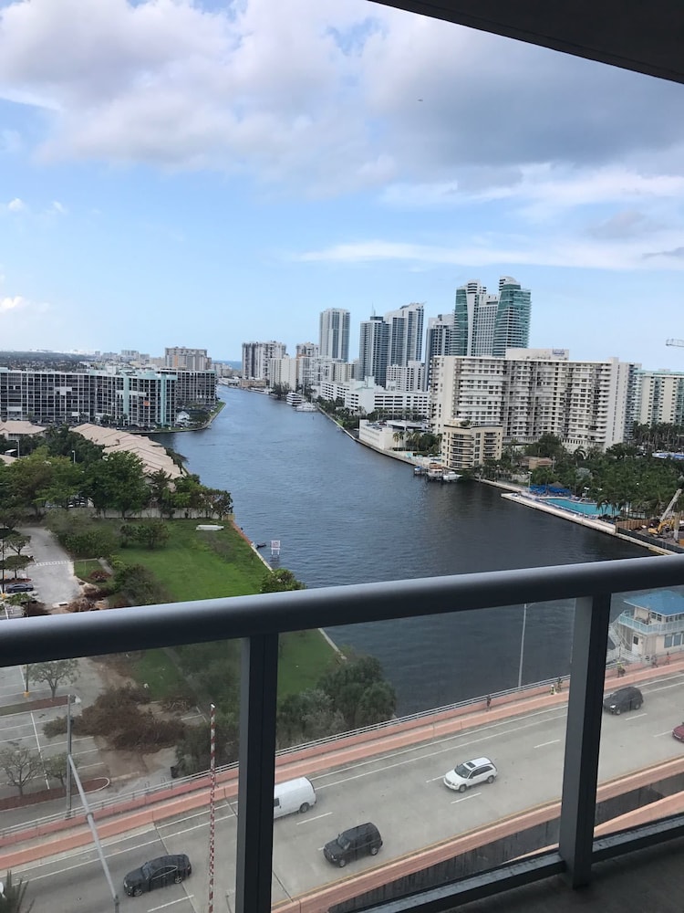 Bwalk Resort Rentals