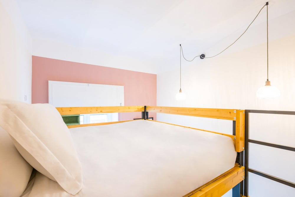 Central Station Housing - Apartment 2 by Wonderful Italy