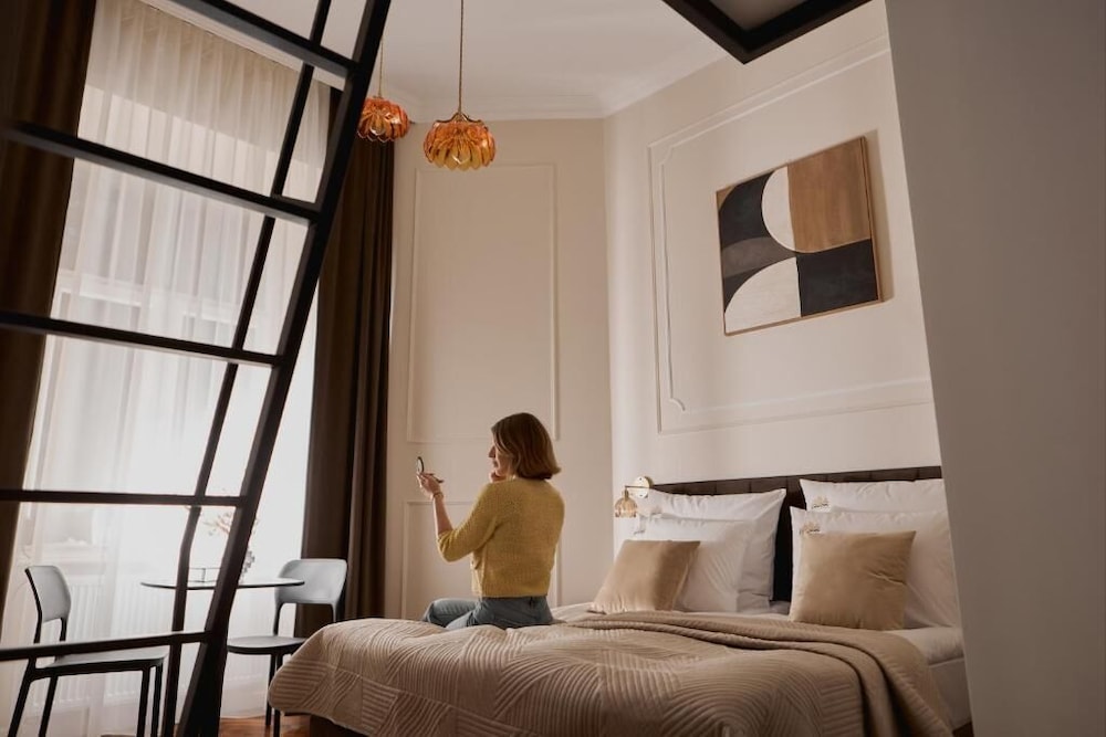 OLD TOWN Charm & Chic by Downtown Apartments