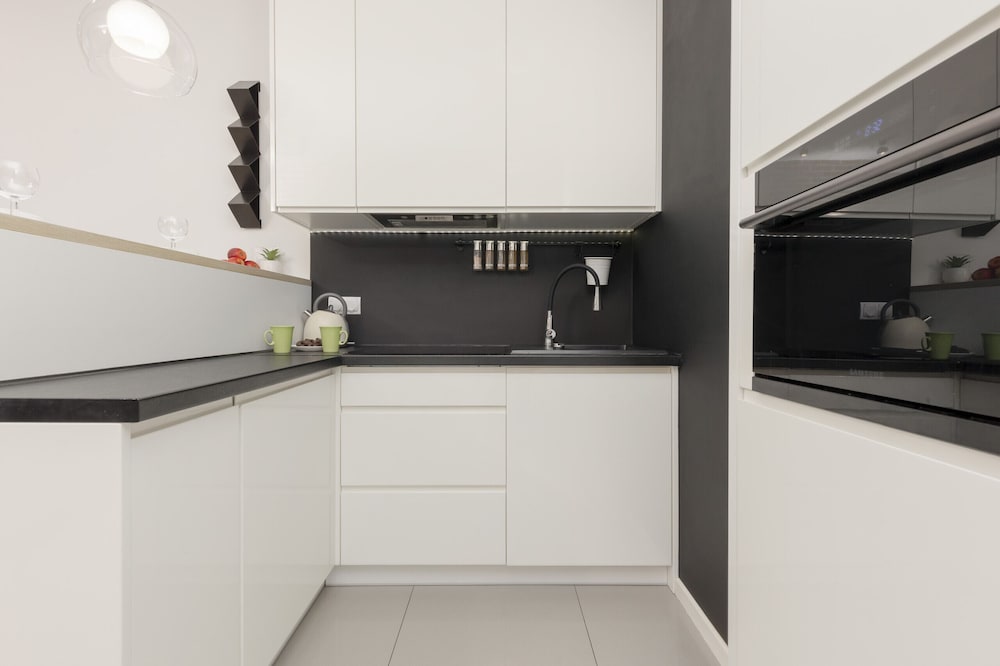 Subtle Colors Apartment by Renters view 5