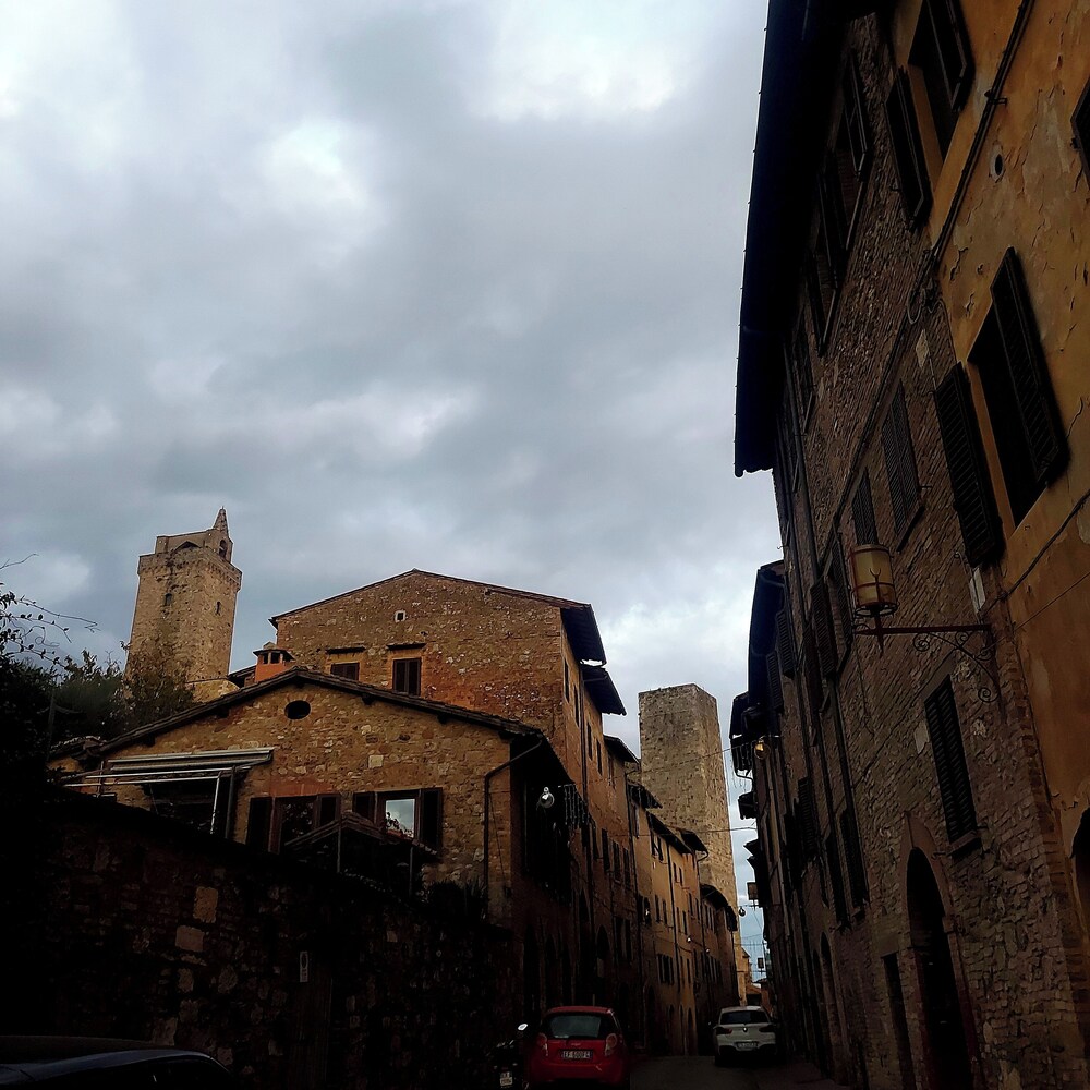 Charming San Gimignano Apartment With City Views