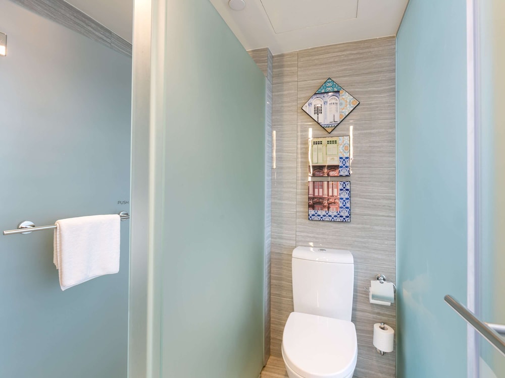 Mercure Singapore Bugis 14