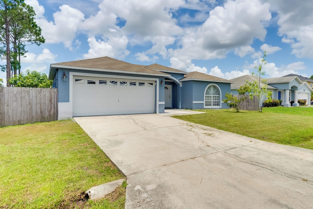 Fenced Yard & Game Room: Family Home in Kissimmee!