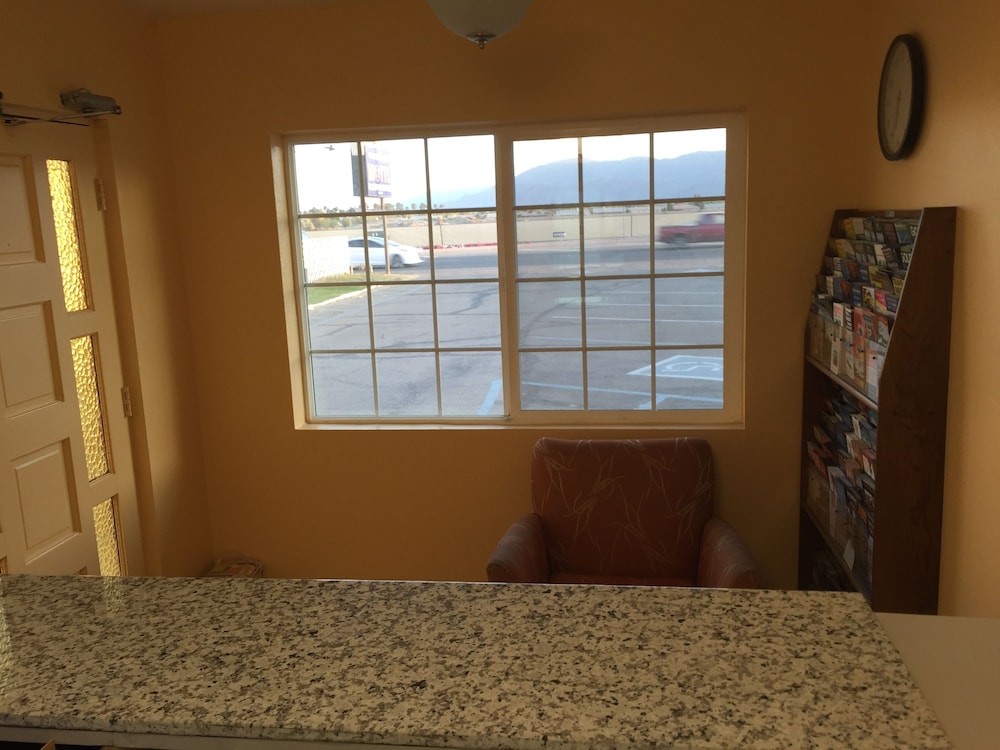 Western Sands Motel