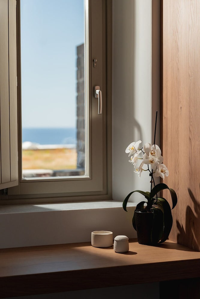 Platies Luxury Apartments Santorini
