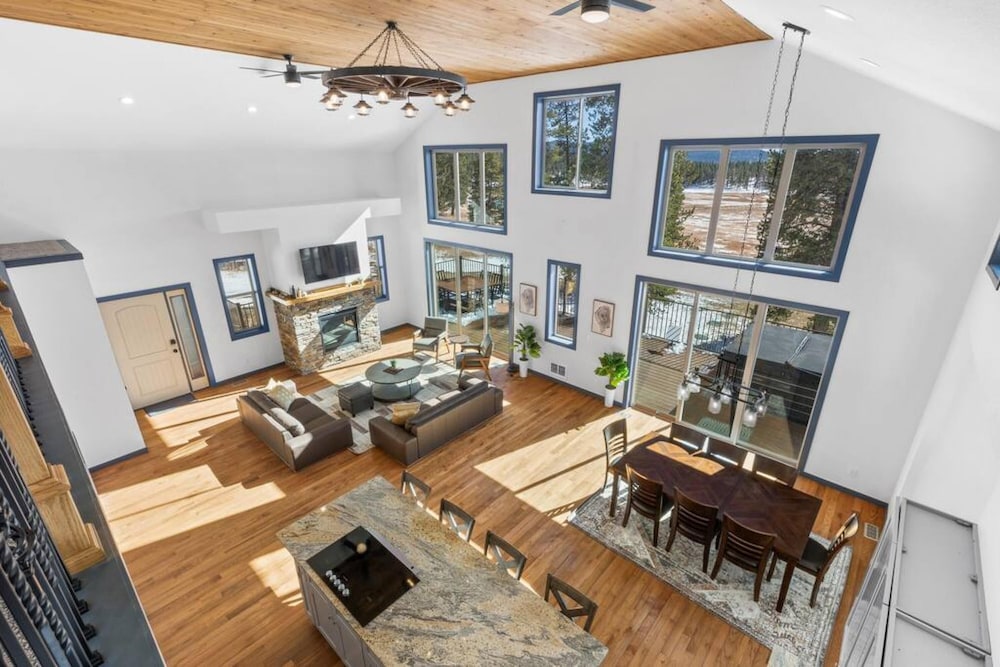 4-bedroom Colorado Oasis at Rudolph Ranch