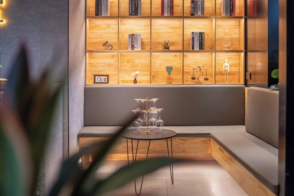 Iforest Youth Hotel - Nanjing Road Pedestrian Street Huanghe Road Store