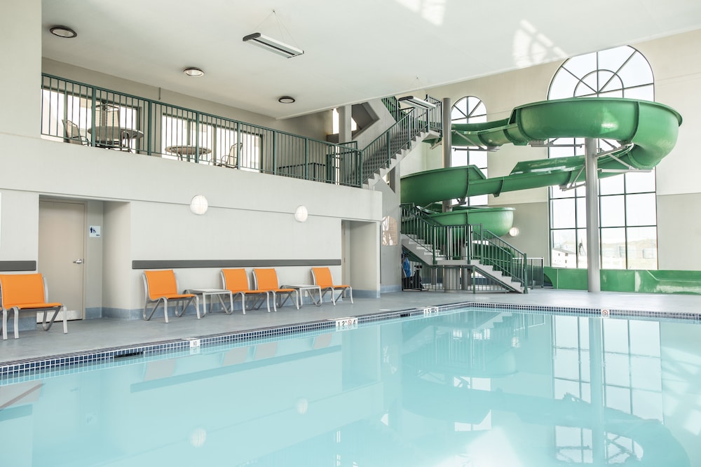 Medicine Hat Vacations - Holiday Inn Express  Suites Medicine Hat Transcanada Hwy 1, an IHG Hotel - Property Image 8