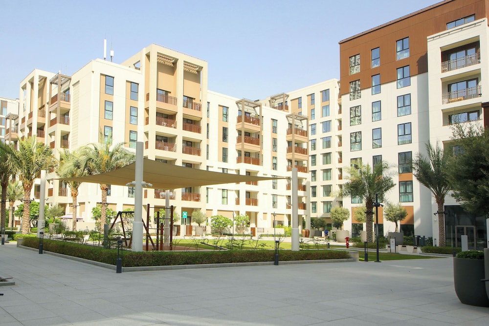 Breeze Residence-Brand New Furnished 2BR