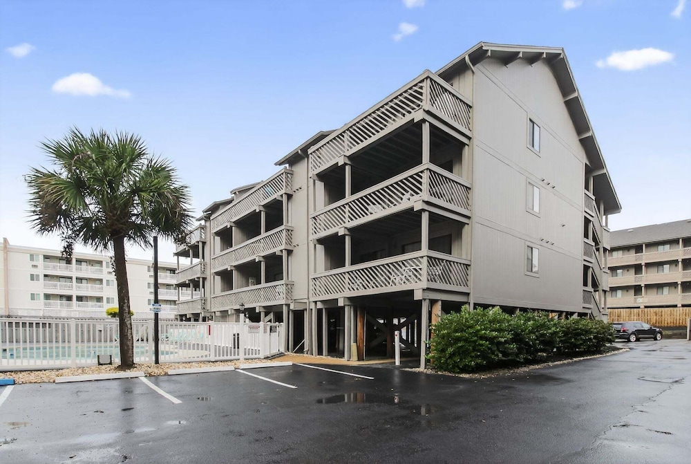 Ocean View Condominium 2 Bedroom Condo