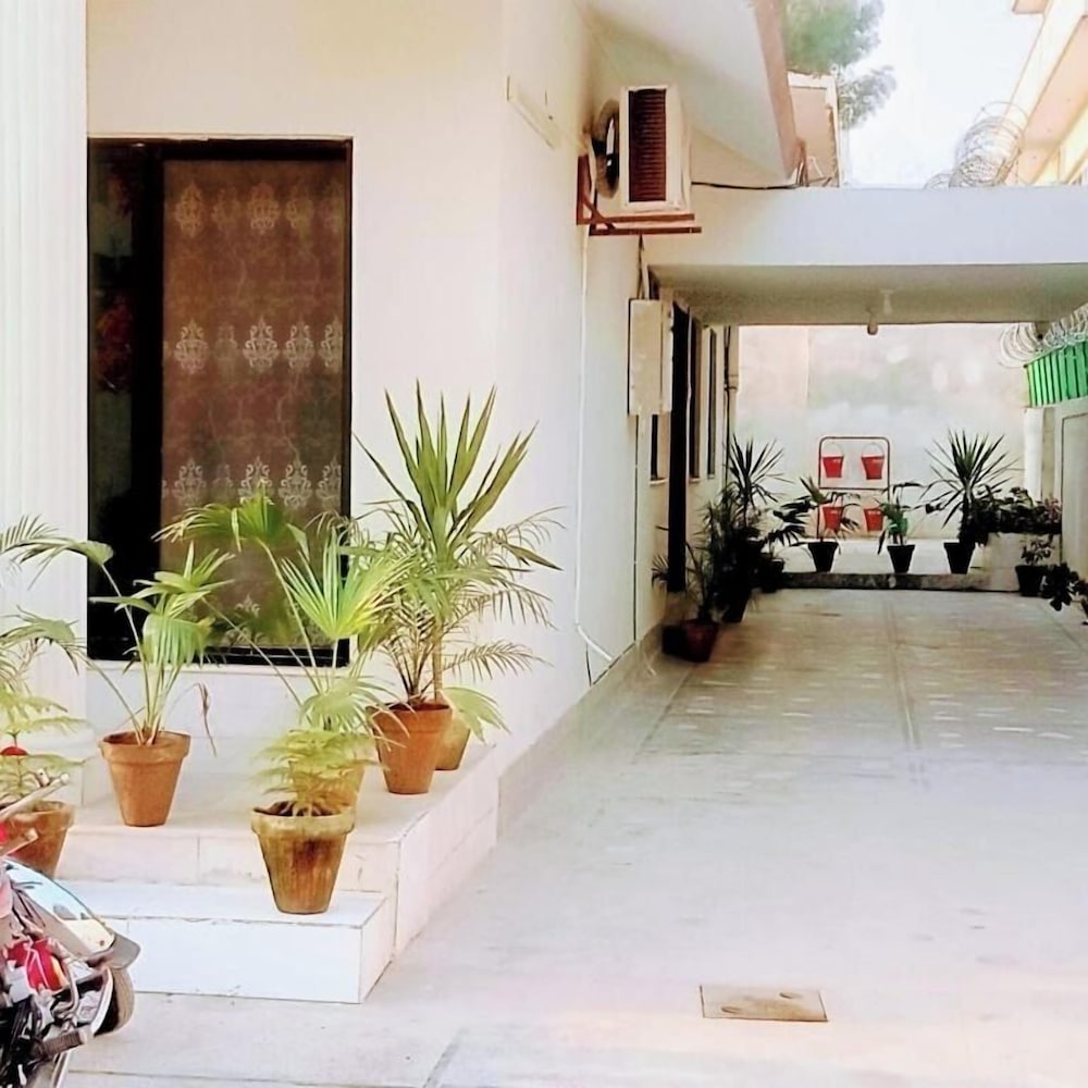 Galaxy Ambassador Guesthouse