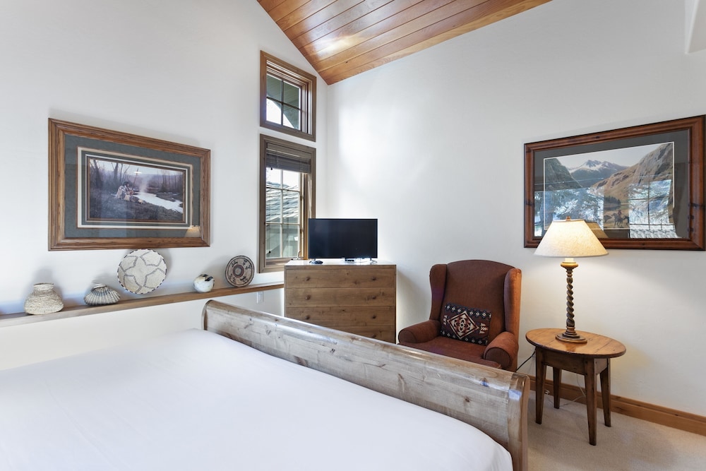 Bellemont Home at Deer Valley Resort - 6 Bedroom Home with Hot Tub #8 6 Home