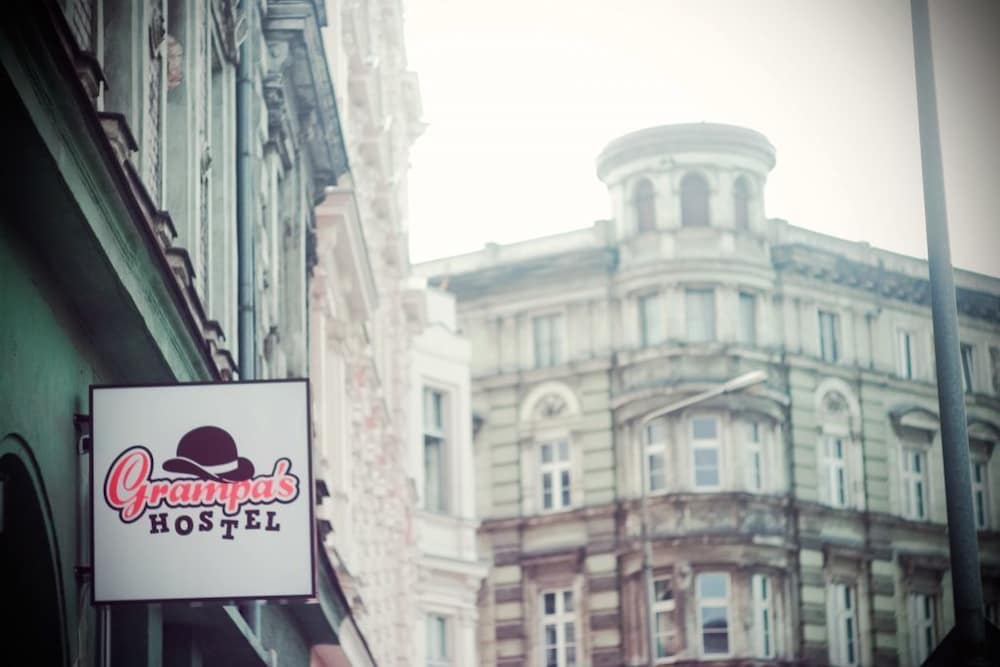 Hotel Grampa's Hostel - Image 1