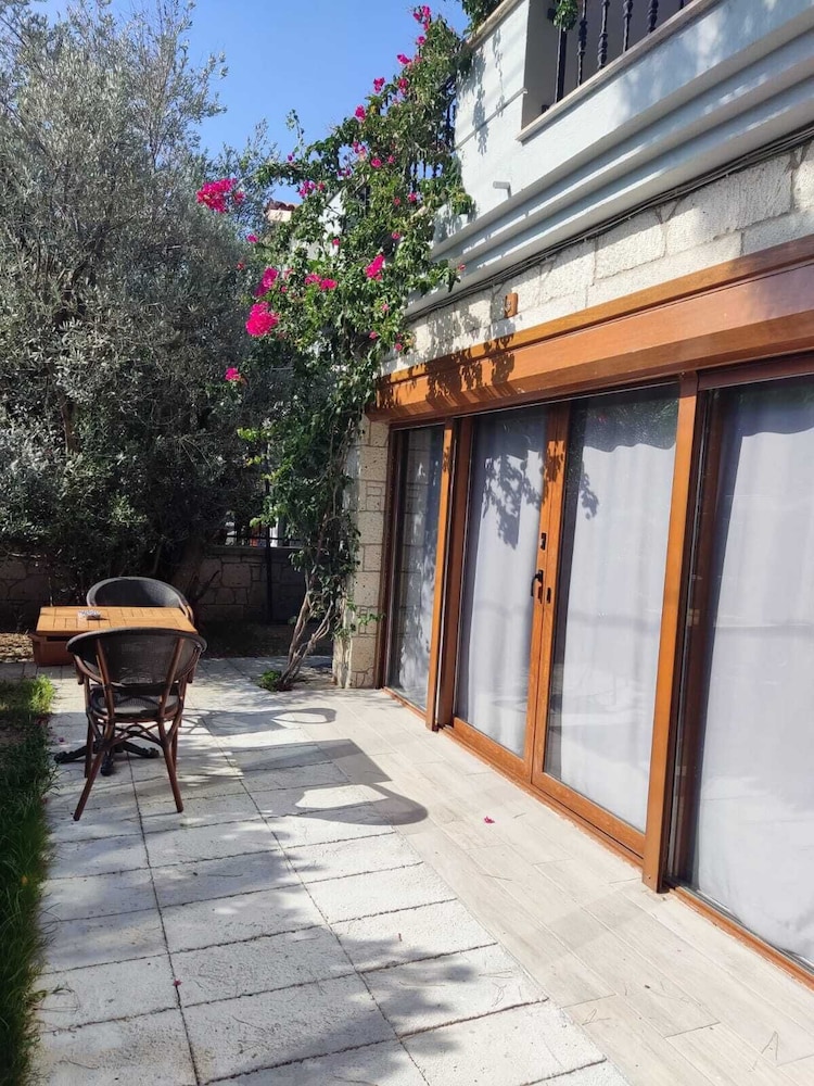 Fizzio Alaçatı Hotel - Image 21