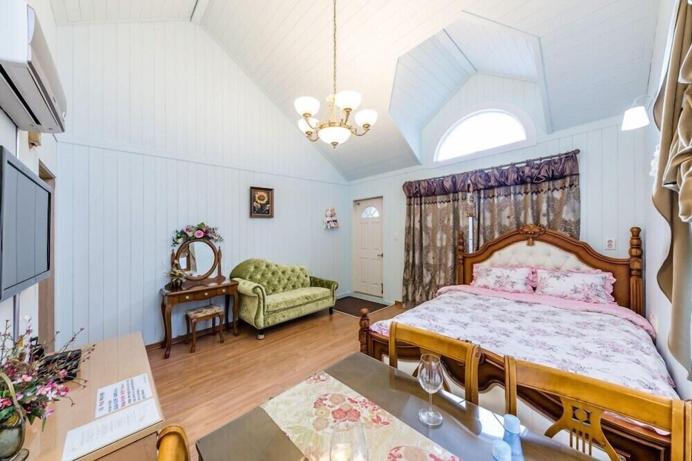 Elsia Pension view 3