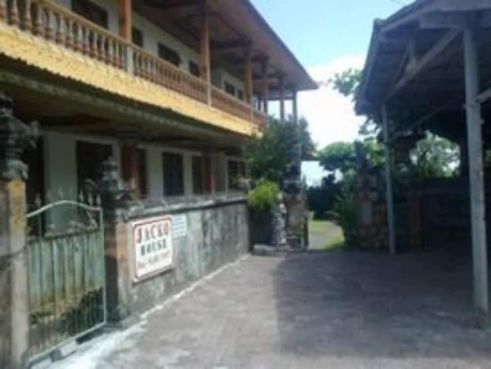 Jacko House Uluwatu view 5