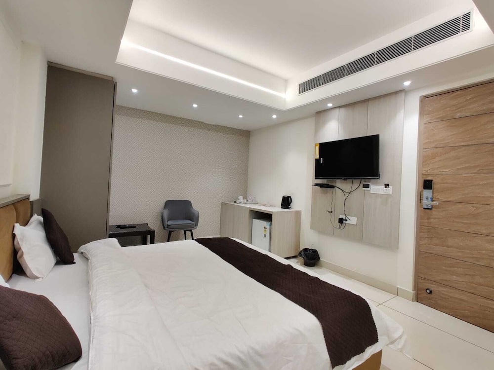 Hotel M.K