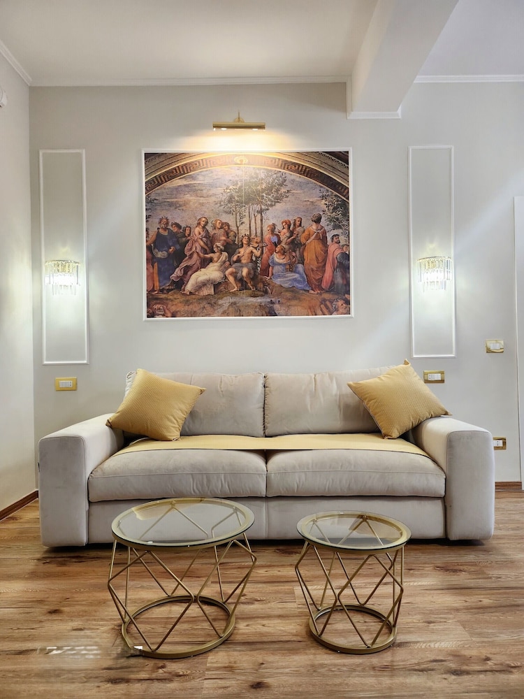 Golden palace luxury guest house