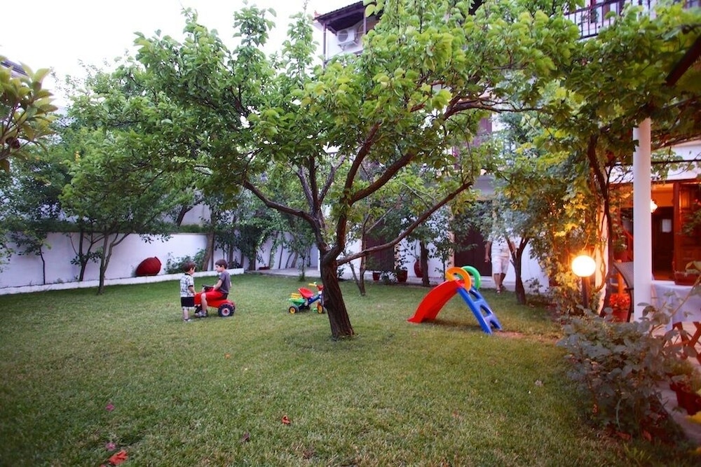 Photo 13
