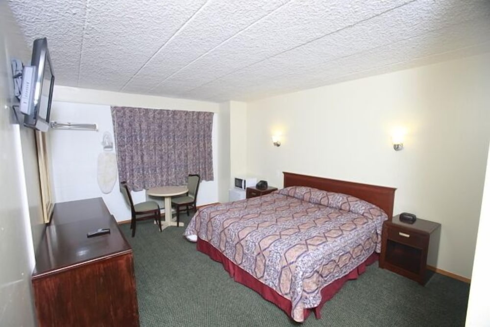 Meadowbrook Motor Lodge view 5