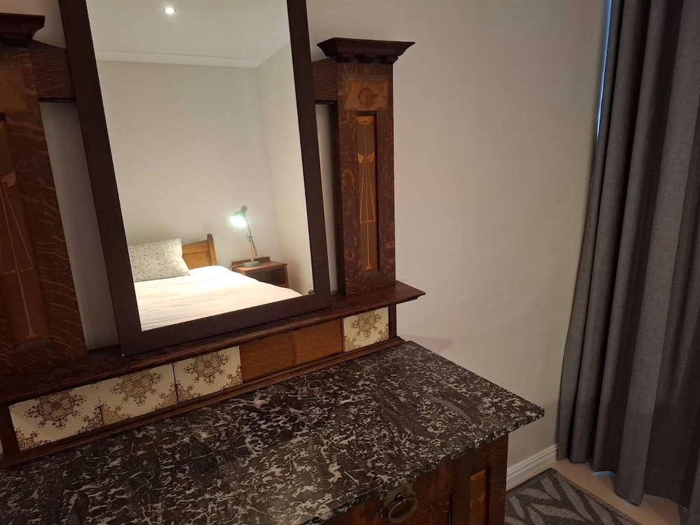 Oosiesrus - Charming Langebaan Villa With Garden View