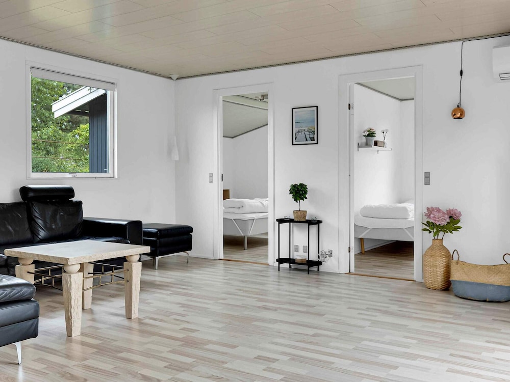 5 Star Holiday Home in Vaeggerlose