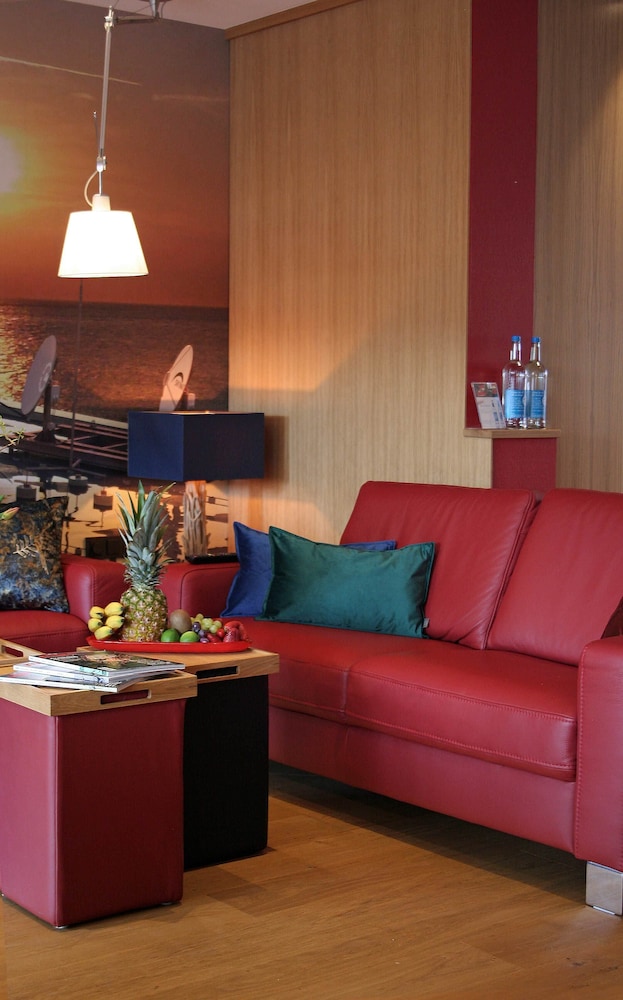 ney.land apartments