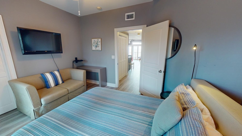 Bay View Villas 2 by Tybee Vacation Rentals