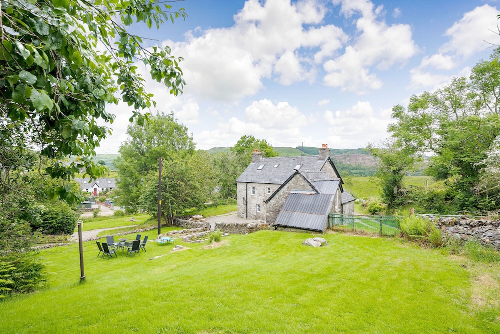 Smithy House