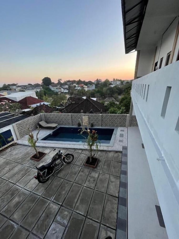 Pradnya Homestay - 1Bedroom Near Uluwatu