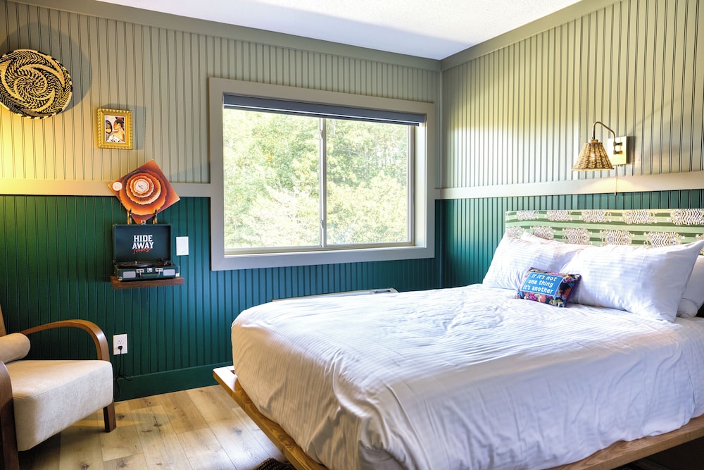 Hideaway Inn Mt.Sunapee