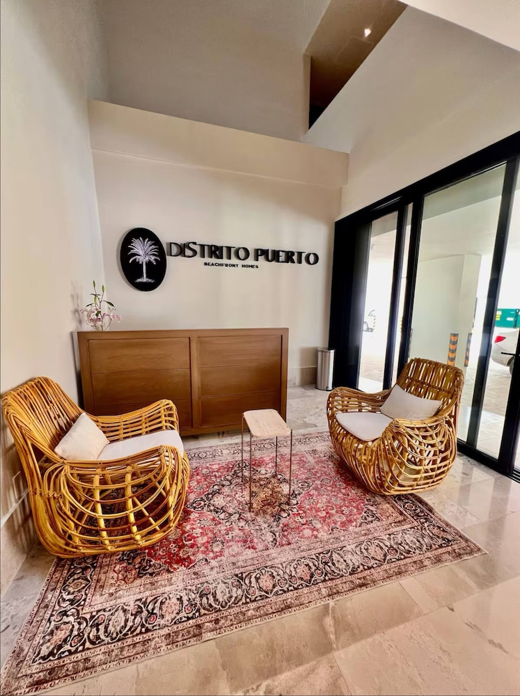 Cozy 1B & 1B Apartment Puerto Morelos With Private Beach