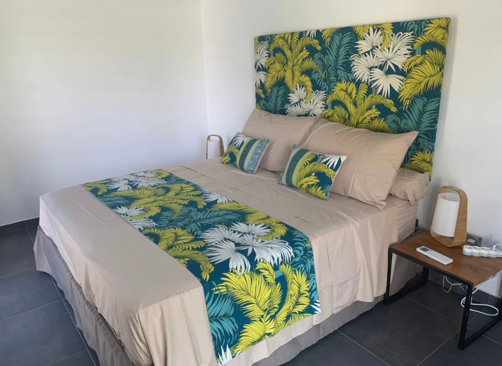 Exceptional Villa Located in Bora Bora view 3