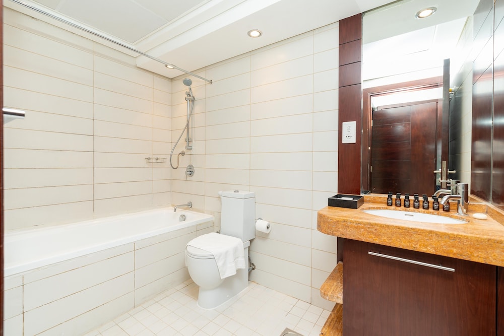 Lux BnB Burj Views Tower - Downtown