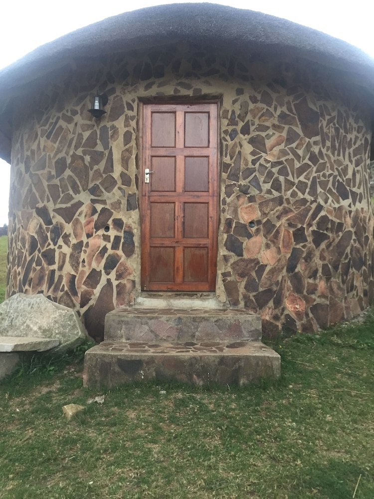Sobantu Guestfarm  and Backpackers
