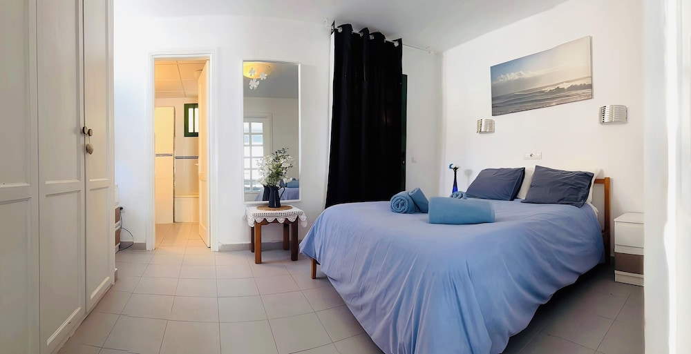Apartment Florencia With Pool & Wifi in Puerto del Carmen, Lanzarote