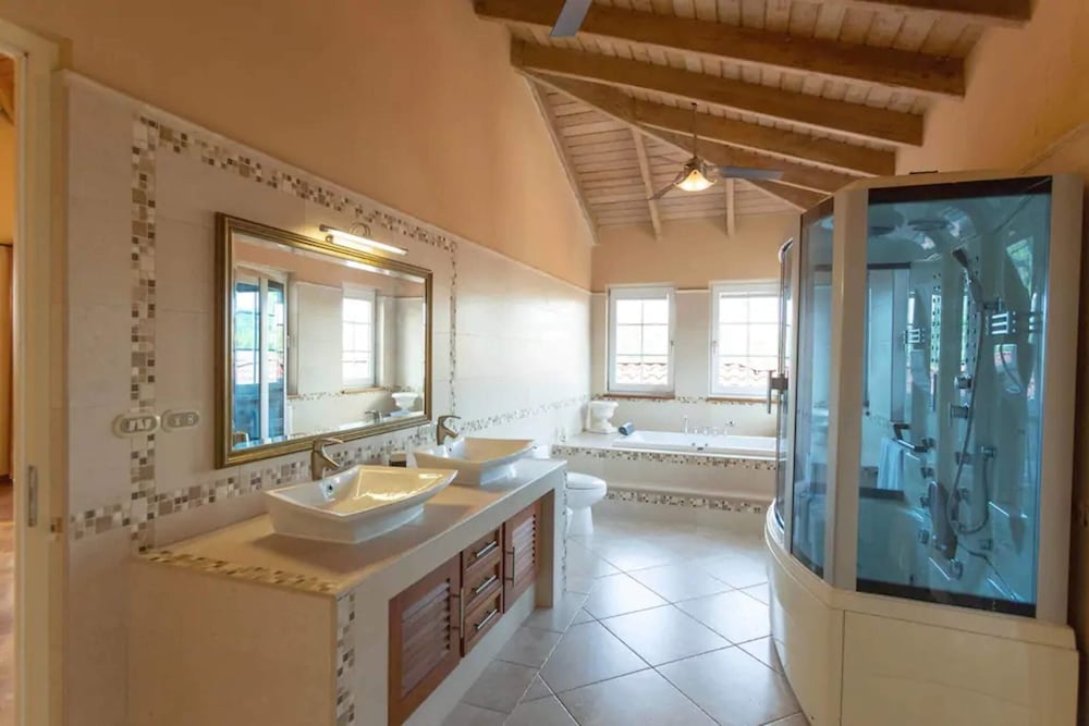 Hideaway Beach Properties by Caribe Stays
