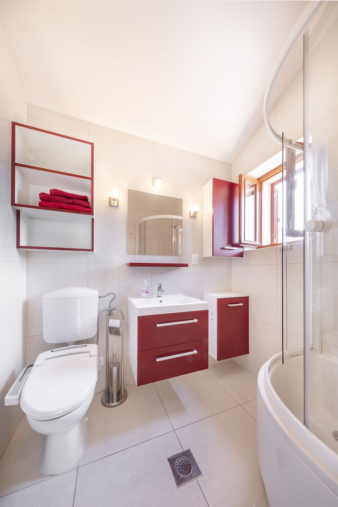 Apartment Vala