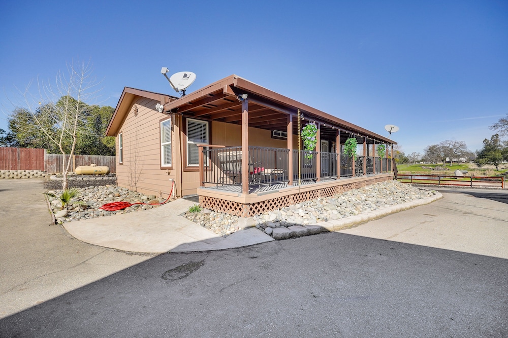 Covered Patio: Lincoln Vacation Rental!