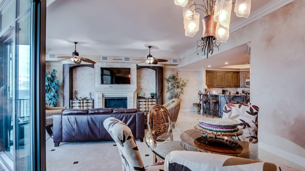 Phoenix West by Southern Vacation Rentals