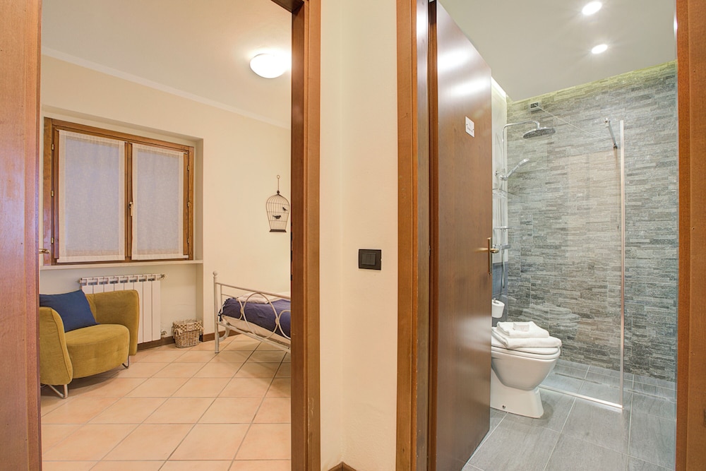 Amirovista-garden, Lake View, Shared Pool