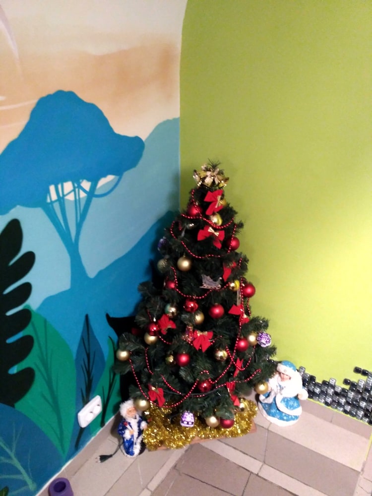 JUNGLE - Hostel