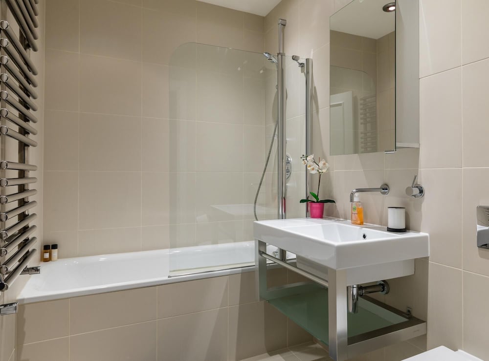 Picktheplace 3-bedroom Portman Square