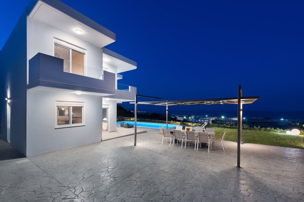Hill & Sea View Villas