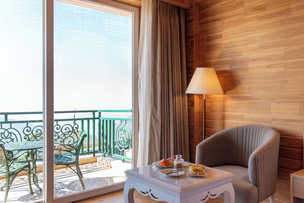 Royalpine Rosastays Kasauli