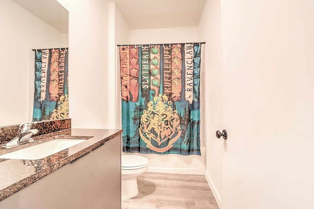 3417 Brand New 3BD Family Home Near Disney